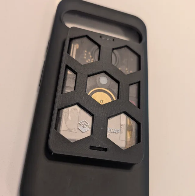 SenseCAP T1000-E Meshtastic QuadLock Adapter — 3D printed T1000-E case for Meshtastic and MeshCore