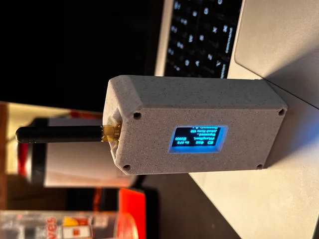 Heltec V3 Meshtastic Case (1x 18650) with rocker buttons — 3D printed Heltec V3 case for Meshtastic and MeshCore