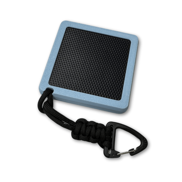 LowMesh Pocket-S Meshtastic LoRa device — Best pocket solar node